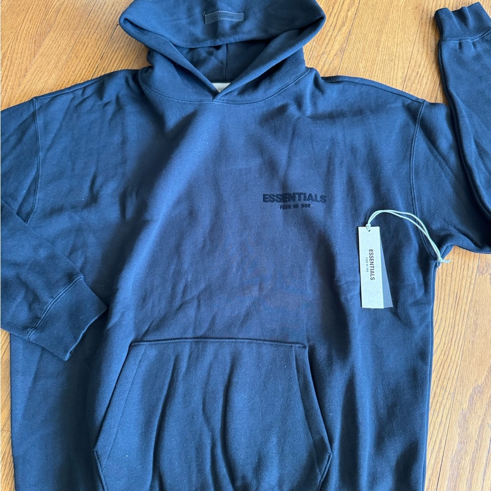 Essentials FOG hoodie, NWT - Picture 5 of 6